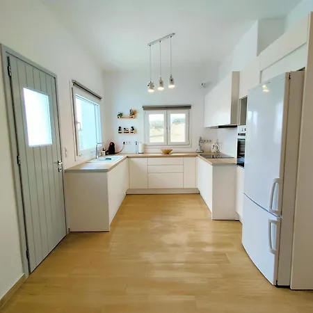 Eftychia Appartement *